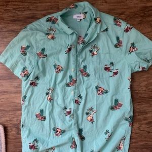 Men’s casual button down shirt